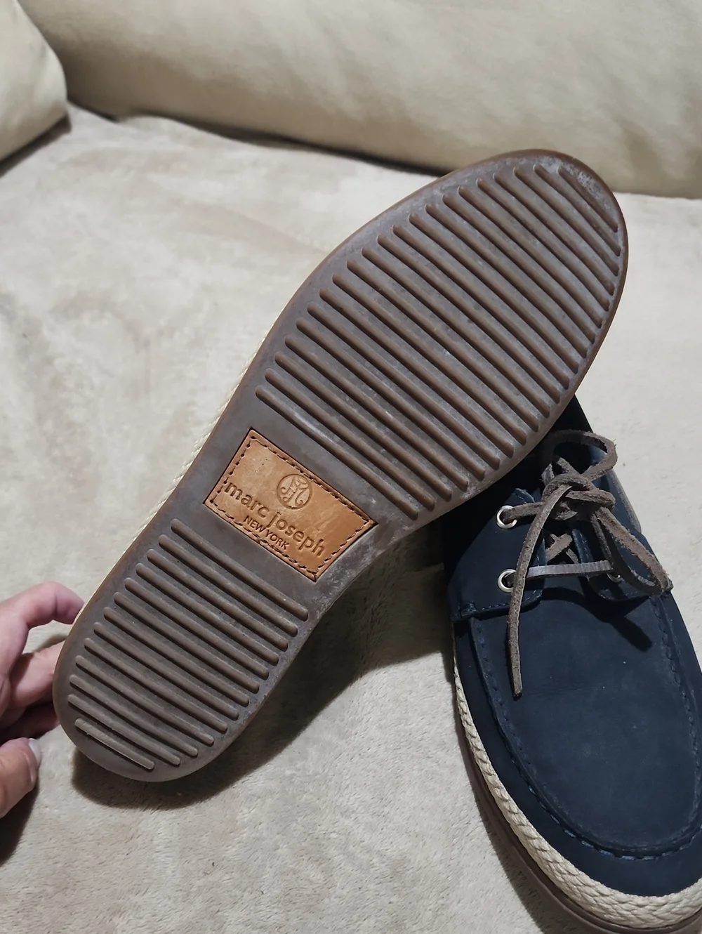 NWT.Men's Navy Casual Boat Shoes with Rope-Style Midsole